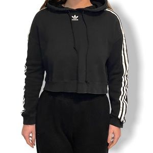 cropped adidas hoodie🖤